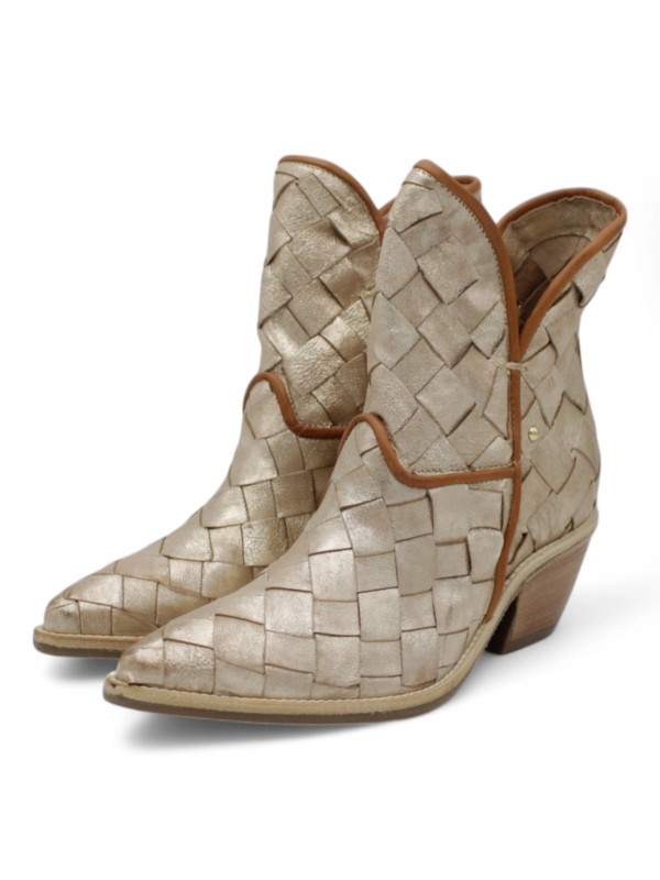 Texani A.S. 98 B84213 – L’anima ribelle della moda P/E 2025