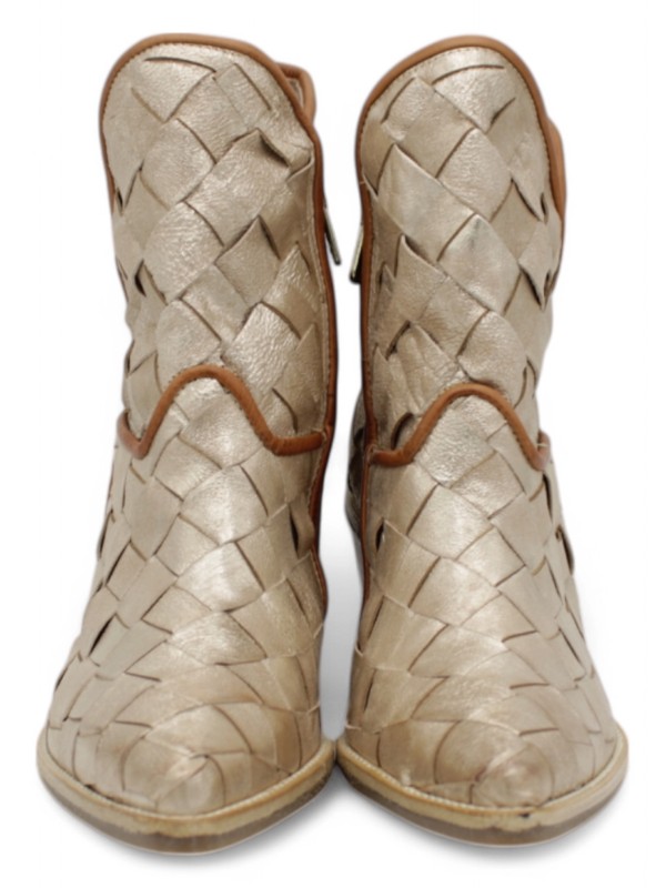 Texani A.S. 98 B84213 – L’anima ribelle della moda P/E 2025