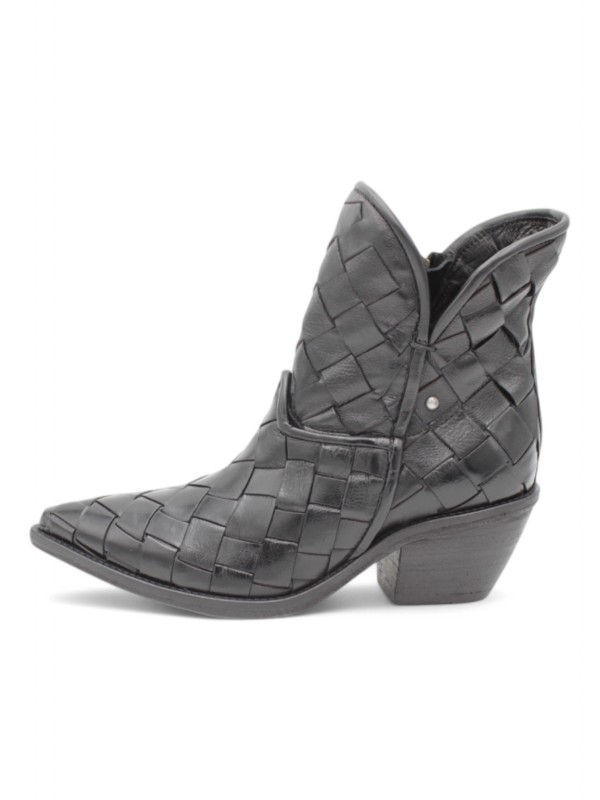 Texani A.S. 98 B84213 – L’anima ribelle della moda P/E 2025