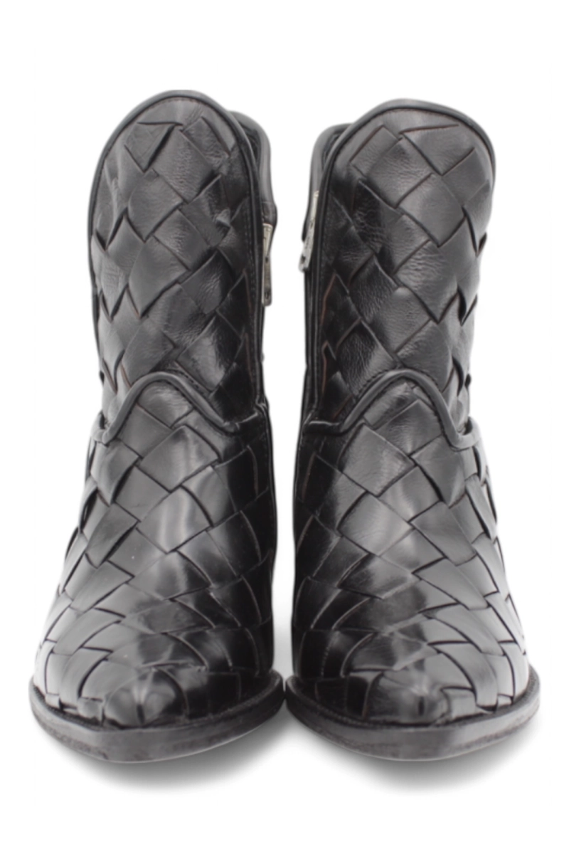 Texani A.S. 98 B84213 – L’anima ribelle della moda P/E 2025