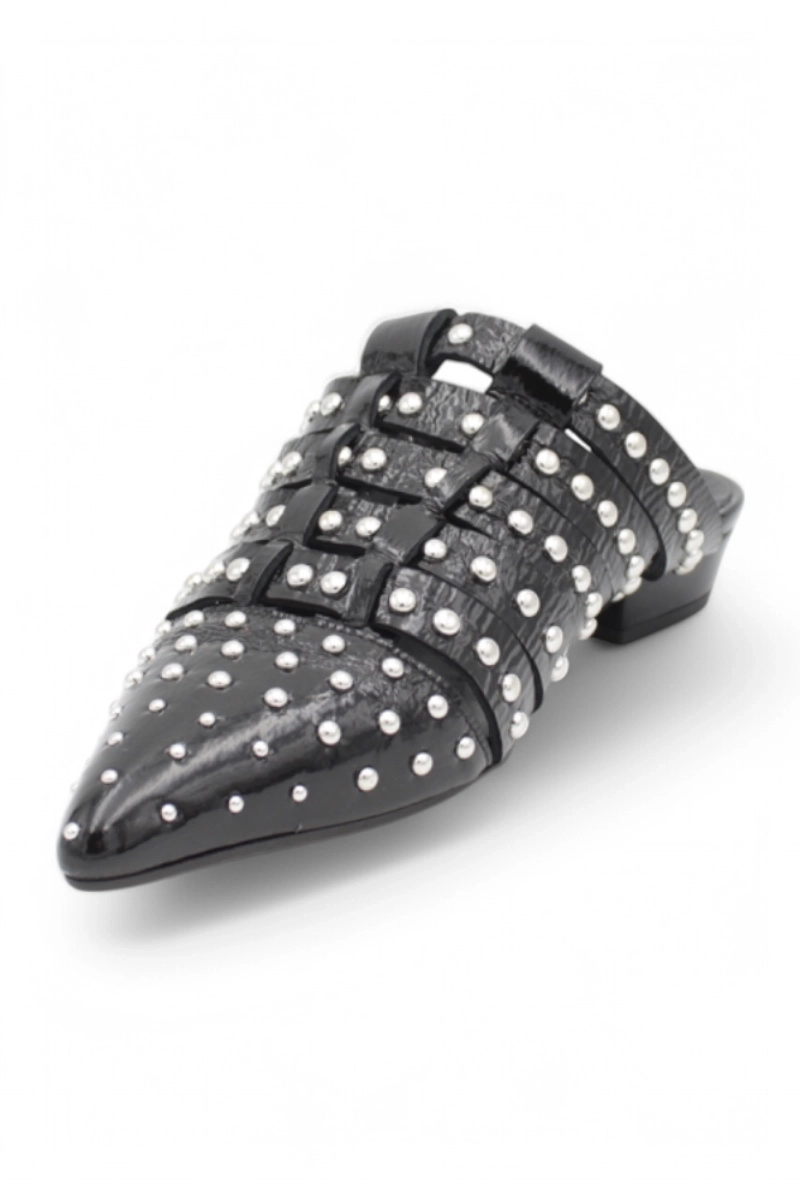 Studded Mules Spring/Summer 2025 – Bold Design & Timeless Appeal